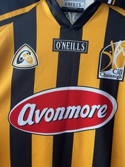 2004/07 GAA CILL CHAINNIGH KILKENNY HOME O’NEILLS VINTAGE JERSEY SHIRT GAELIC L