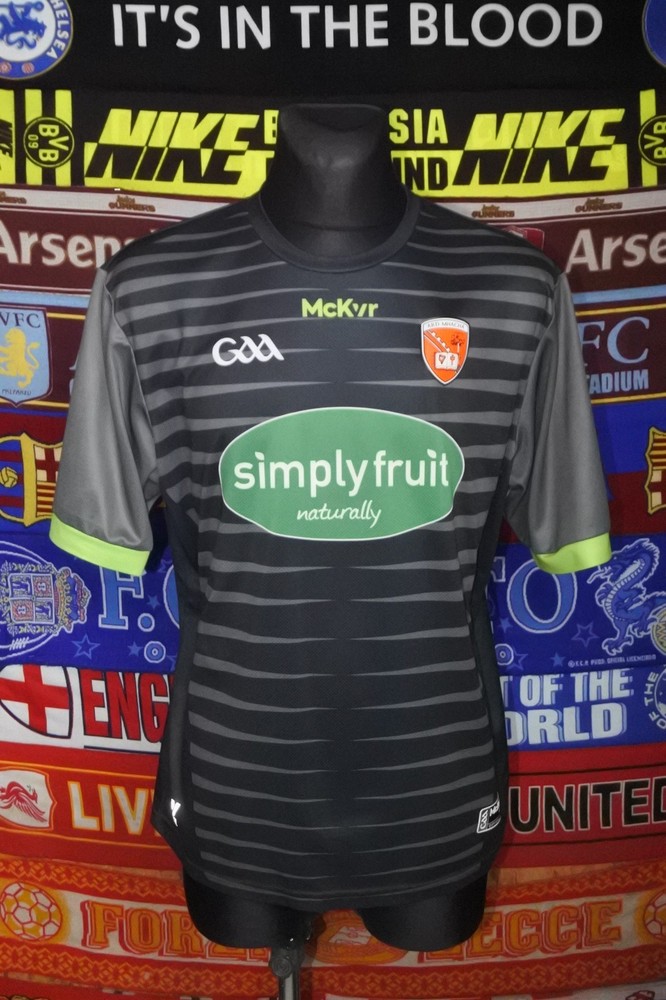 5/5 Armagh GAA adults XXL MINT gaelic football shirt jersey camiseta