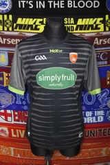 5/5 Armagh GAA adults XXL MINT gaelic football shirt jersey camiseta