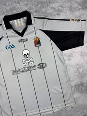 Vintage O’Neills UCC GAA Jersey Size L Bank of Ireland Skull Crossbones Shirt