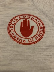 Tyrone GAA Red Hands Gaelic Football Jersey Training Shirt Men’s Small