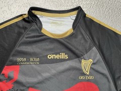 New O’NEILLS GEALIC 1916 Commemoration Jersey Football Black Jersey Size Small
