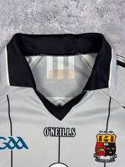 Vintage O’Neills UCC GAA Jersey Size L Bank of Ireland Skull Crossbones Shirt