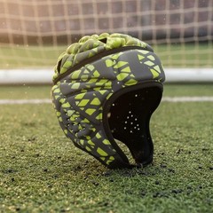 Futbol Goalie Helmet Breathable Padded Head Guard Adjustable Fit for