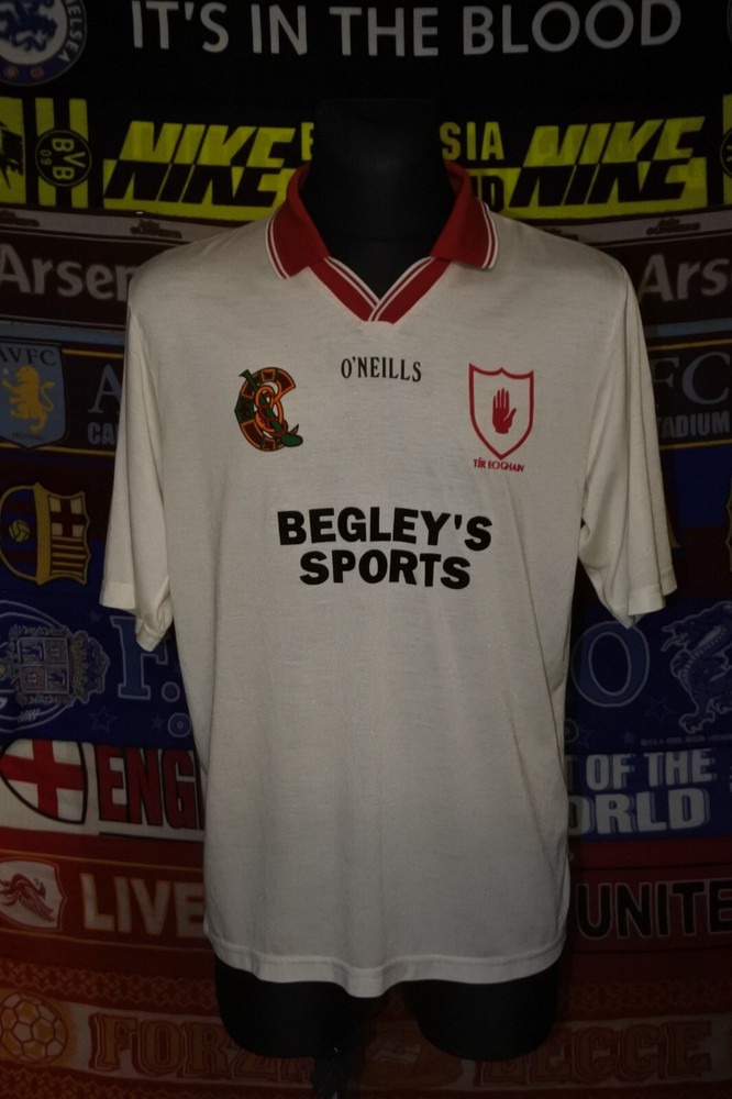 5/5 Tyrone GAA adults 40″ #13 MINT retro connoly gaelic football shirt jersey