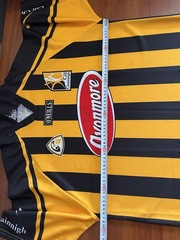2004/07 GAA CILL CHAINNIGH KILKENNY HOME O’NEILLS VINTAGE JERSEY SHIRT GAELIC L