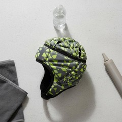 Futbol Goalie Helmet Breathable Padded Head Guard Adjustable Fit for