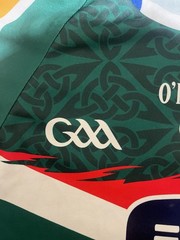 South Africa GAELS GAA Jersey. Size Men’s L Gaelic Athletic Association Football