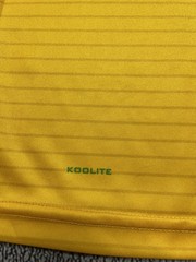 New Donegal Dun Na nGaal GAA O’Neills Football Yellow Vest Size Medium