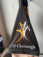 2004/07 GAA CILL CHAINNIGH KILKENNY HOME O’NEILLS VINTAGE JERSEY SHIRT GAELIC L