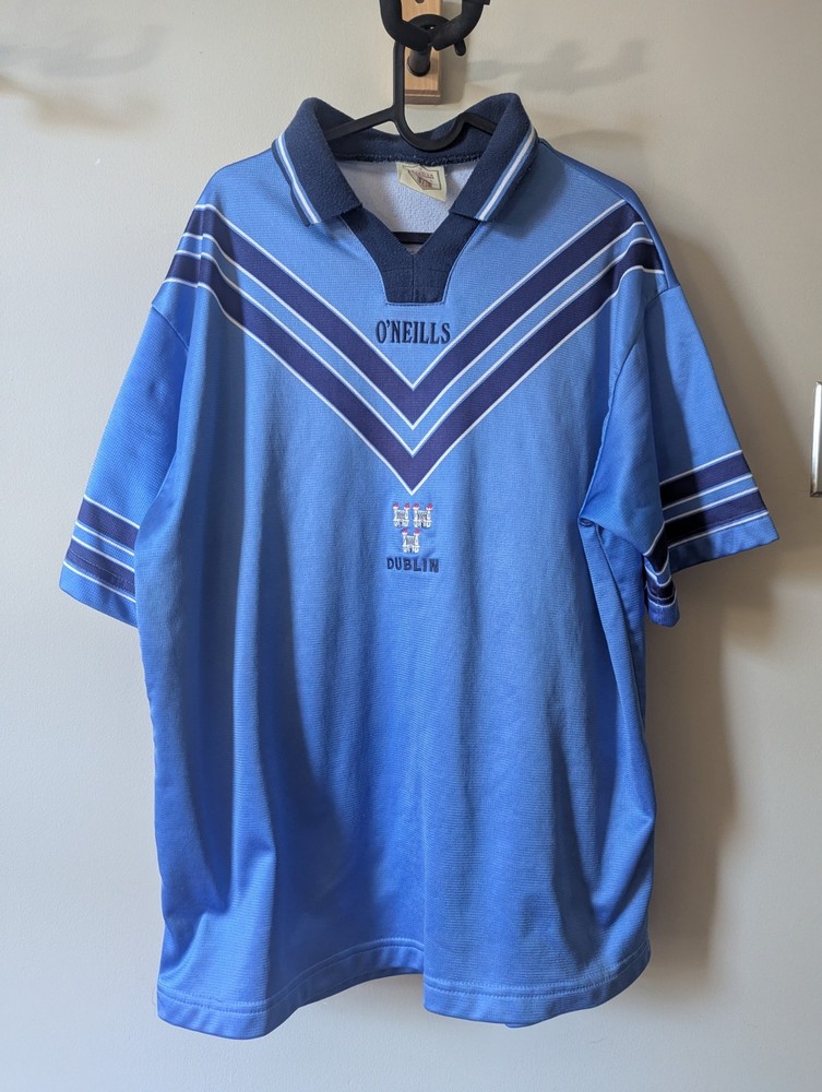 Vintage GAA Dublin mid 90s Training Kit L