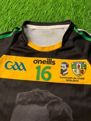 ANTRIM GAA ROGER CASEMENT 2016 GAELIC IRELAND SOCCER MEN SHIRT JERSEY O’NEILLS S