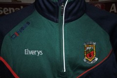 5/5 Mayo GAA adults M gaelic football top