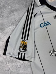 Vintage O’Neills UCC GAA Jersey Size L Bank of Ireland Skull Crossbones Shirt