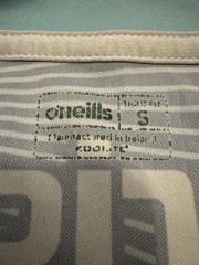 Derry GAA Gaelic Football Hurling Training Shirt Jersey O’Neills Mens Size Small