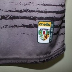 BNWT Antrim GAA player spec training top O’Neills shirt jersey fonaCAB